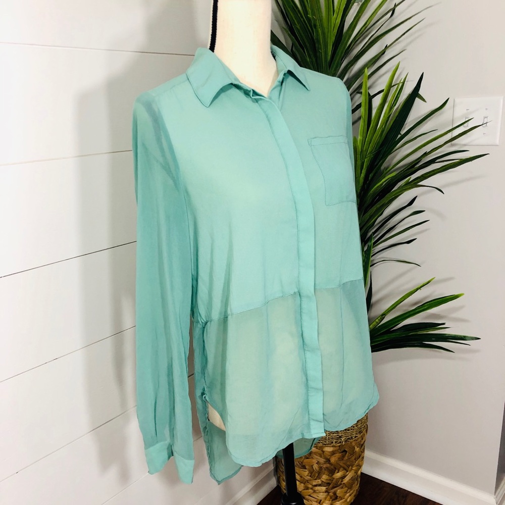 Lush high low button down blouse